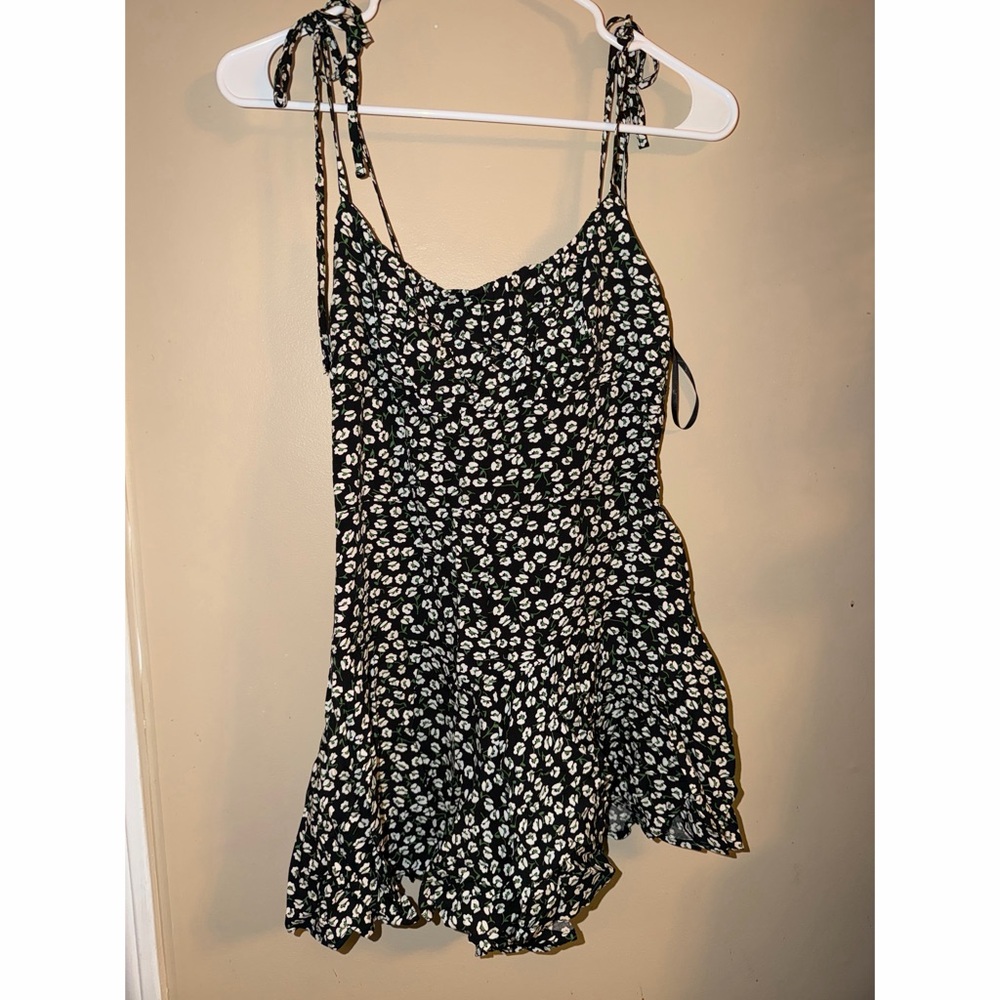 SHEIN Black and White Patterned Romper